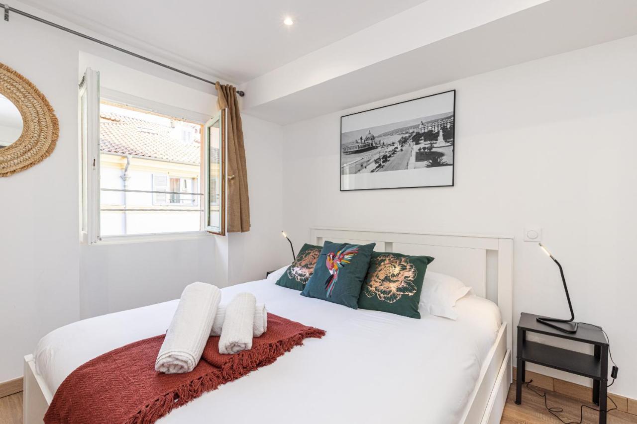 Spacious 2 Bdr Old Town Heart Nisa Exterior foto