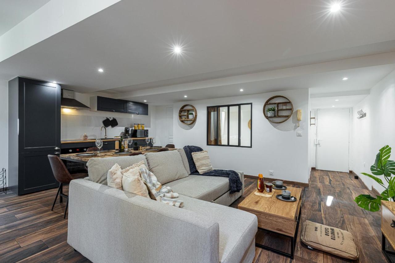 Spacious 2 Bdr Old Town Heart Nisa Exterior foto